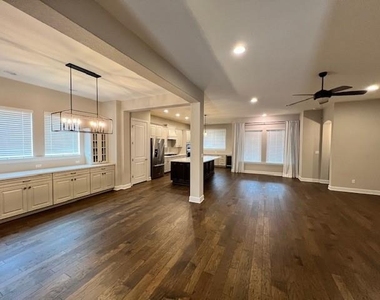 309 Buffalo Cave Rd - Photo Thumbnail 3
