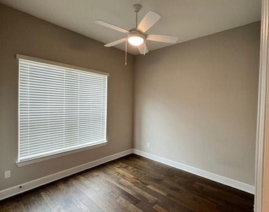 309 Buffalo Cave Rd - Photo Thumbnail 14