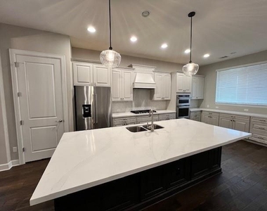 309 Buffalo Cave Rd - Photo Thumbnail 6