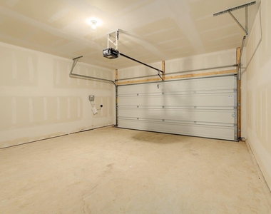 105 Brunnen Way - Photo Thumbnail 23