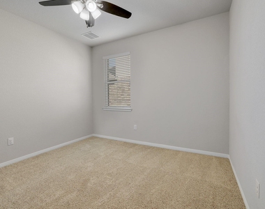 105 Brunnen Way - Photo Thumbnail 18