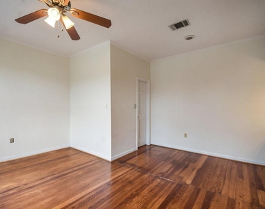 609 Harthan St - Photo Thumbnail 13
