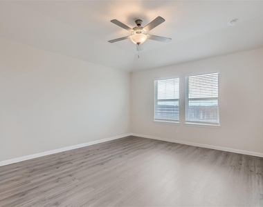 114 Torre Mileto Way - Photo Thumbnail 3