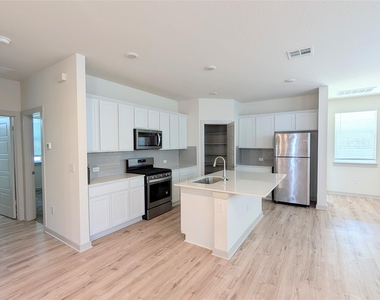 261 Centuryplant Rd - Photo Thumbnail 4
