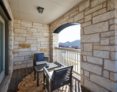 5901 Scenic Lake Dr - Photo Thumbnail 22