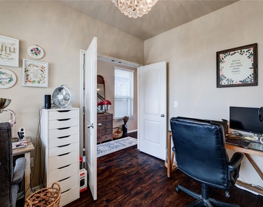 5901 Scenic Lake Dr - Photo Thumbnail 5