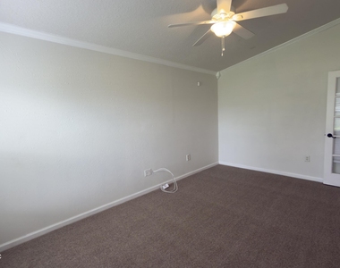 86092 Augustus Avenue - Photo Thumbnail 6