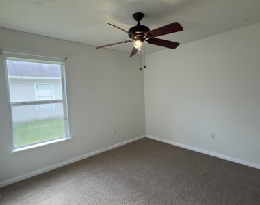 86092 Augustus Avenue - Photo Thumbnail 13
