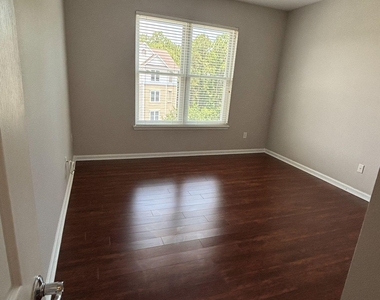 13364 Beach Boulevard - Photo Thumbnail 15