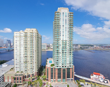 1431 Riverplace Boulevard - Photo Thumbnail 2