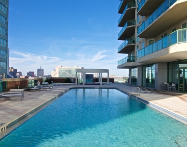 1431 Riverplace Boulevard - Photo Thumbnail 18
