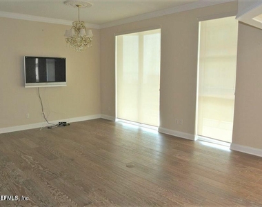 1431 Riverplace Boulevard - Photo Thumbnail 30