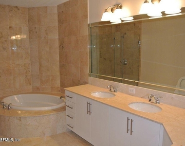 1431 Riverplace Boulevard - Photo Thumbnail 32