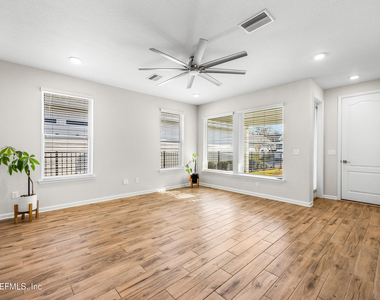 73 Bluebonnet Way - Photo Thumbnail 8