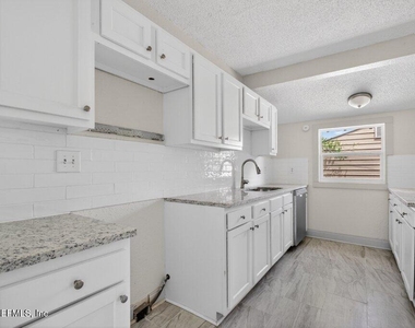 845 Ontario Street - Photo Thumbnail 15