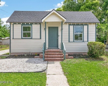 845 Ontario Street - Photo Thumbnail 1