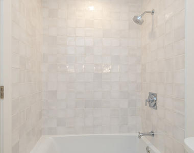 406 Franklin Avenue - Photo Thumbnail 10