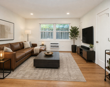 406 Franklin Avenue - Photo Thumbnail 1