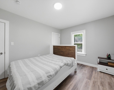 1235 River Drive - Photo Thumbnail 9