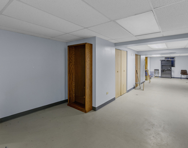 7736 W 157th Place - Photo Thumbnail 9