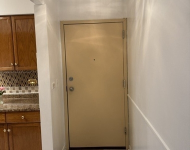 3008 Roberts Drive - Photo Thumbnail 11