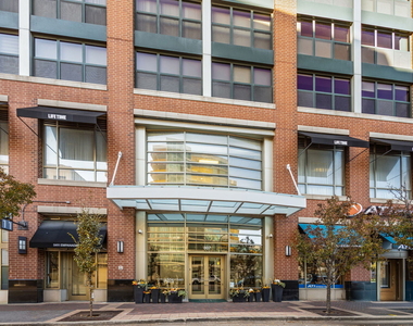 807 Davis Street - Photo Thumbnail 14