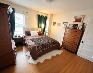 519 Hamilton Street - Photo Thumbnail 6