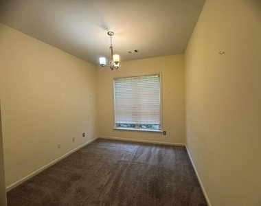 220 Gaines Oak Way - Photo Thumbnail 19