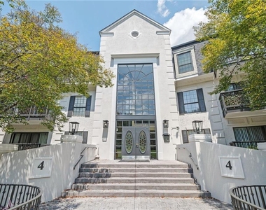 4303 Pine Heights Drive Ne - Photo Thumbnail 1
