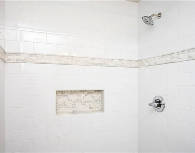 4303 Pine Heights Drive Ne - Photo Thumbnail 11