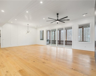 555 Lower Birmingham Road - Photo Thumbnail 22