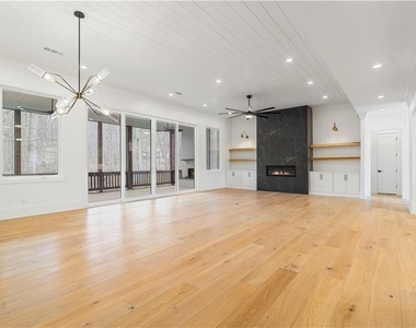 555 Lower Birmingham Road - Photo Thumbnail 23