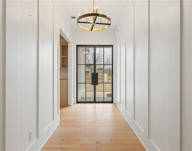 555 Lower Birmingham Road - Photo Thumbnail 2