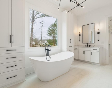 555 Lower Birmingham Road - Photo Thumbnail 14