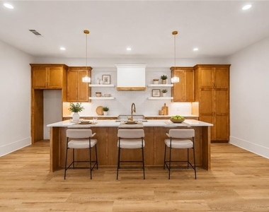 555 Lower Birmingham Road - Photo Thumbnail 17