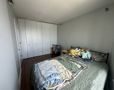 400 N La Salle Drive - Photo Thumbnail 6