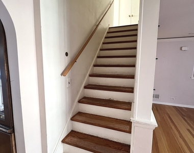 916 N Boxwood Drive - Photo Thumbnail 4
