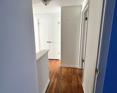 916 N Boxwood Drive - Photo Thumbnail 9