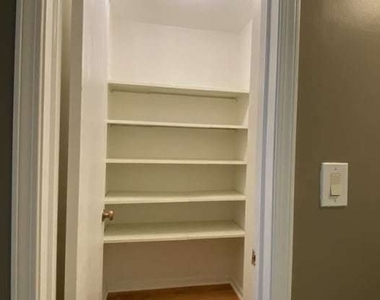 132 Brookwood Court - Photo Thumbnail 13