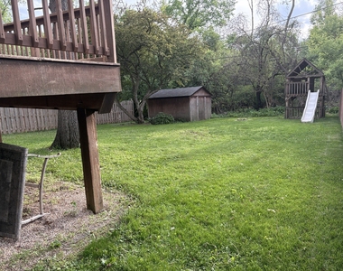 244 Knoll Street - Photo Thumbnail 25