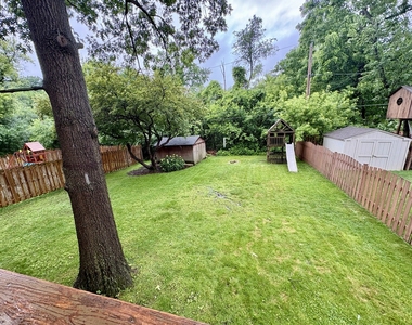 244 Knoll Street - Photo Thumbnail 24