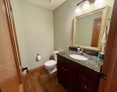 244 Knoll Street - Photo Thumbnail 9