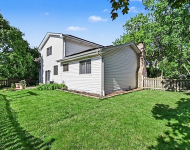 7 Blue Jay Court - Photo Thumbnail 18