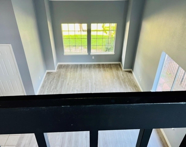 7627 Candlegreen Lane - Photo Thumbnail 32
