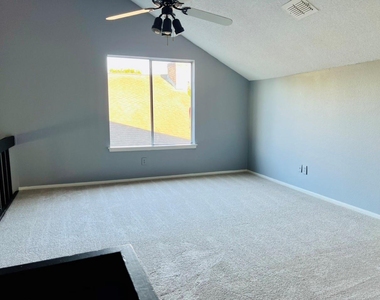 7627 Candlegreen Lane - Photo Thumbnail 33