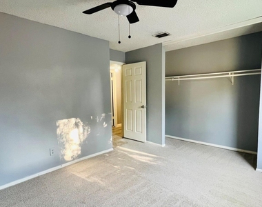 7627 Candlegreen Lane - Photo Thumbnail 26