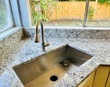 7627 Candlegreen Lane - Photo Thumbnail 19