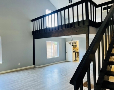 7627 Candlegreen Lane - Photo Thumbnail 8
