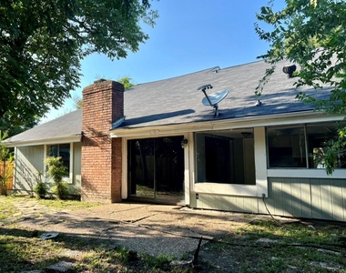 7627 Candlegreen Lane - Photo Thumbnail 39