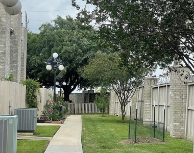 3284 Holly Hall Street - Photo Thumbnail 7